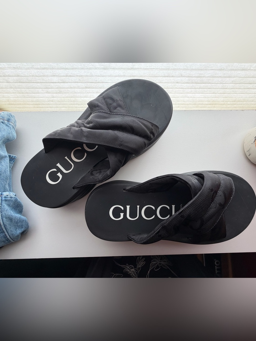 Gucci Black Cross-Band Slide Sandals - Women's